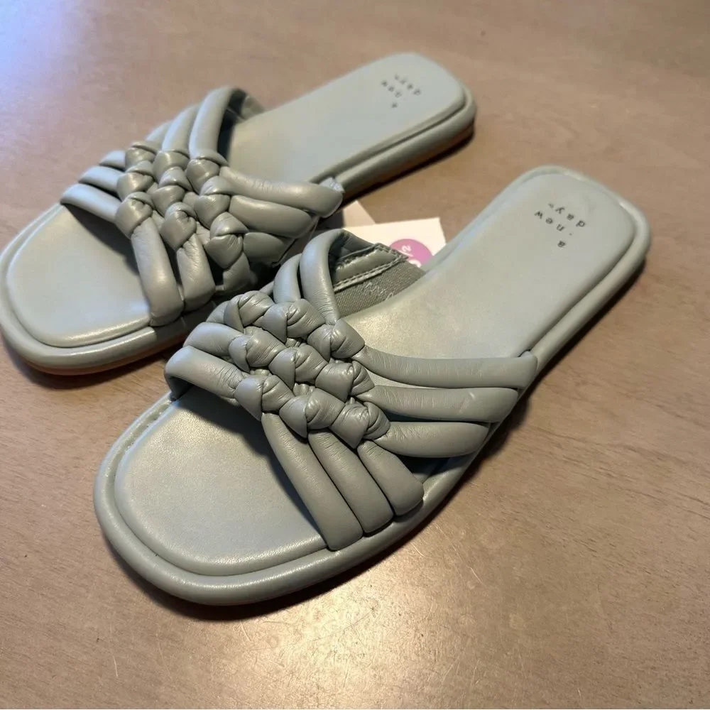 a‎ new day Light Blue / Dulce Sandals - Size 6.5 NWT